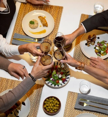 Exclusive Breakfast / Luncheon Sessions